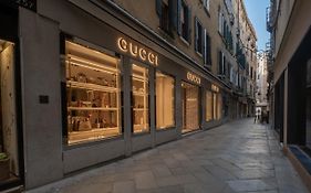 San Marco Boutique R&R